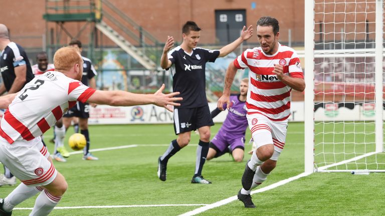 Dougie Imrie scored a deserved late equaliser for Hamilton at home to Dundee