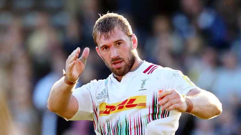 Chris Robshaw of Harlequins during the Aviva Premiership match between Bath Rugby and Harlequins 