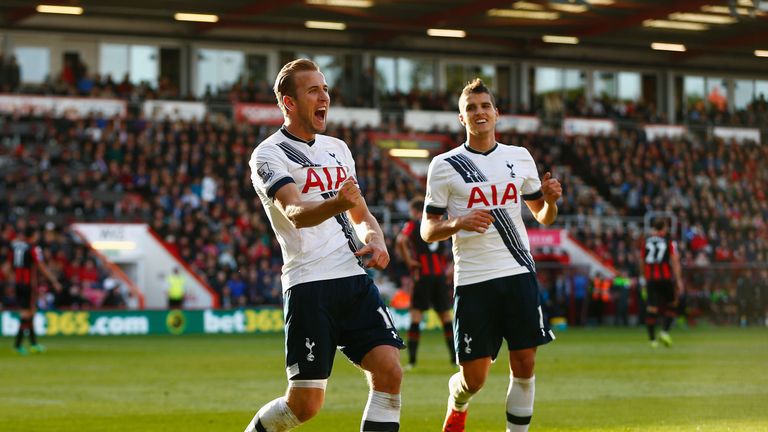 BOURNEMOUTH, ENGLAND - OCTOBER 25:  Harry Kane (L) of Tottenham Hotspur celebrates scoring his team's fourth goal during the Barclays Premier League match 