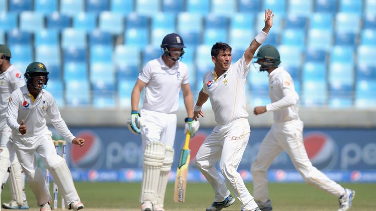 Yasir Shah successfully appeals for the wicket of Jos Buttler