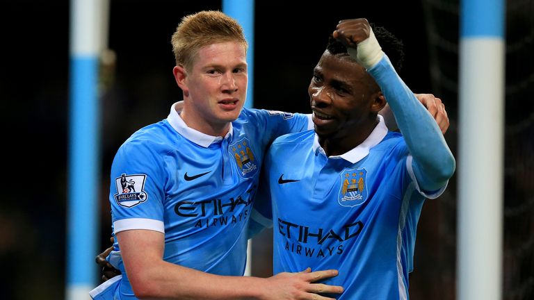 Manchester City's Kevin De Bruyne (left) celebrates with team-mate Kelechi Iheanacho 