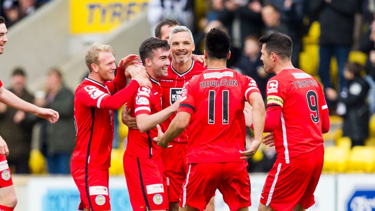 St Mirren's players celebrate Stevie Mallan (second left) putting his side 1-0 up at Livingston