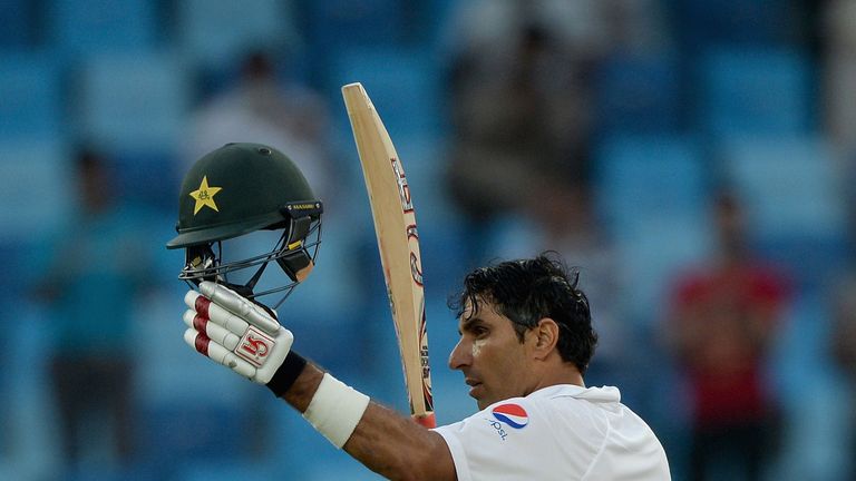 Misbah-ul-Haq acknowledges the applause for his late dash to a hundred