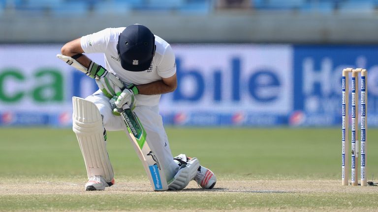 Moeen Ali was out for 1 in England's second innings of the second Test against Pakistan