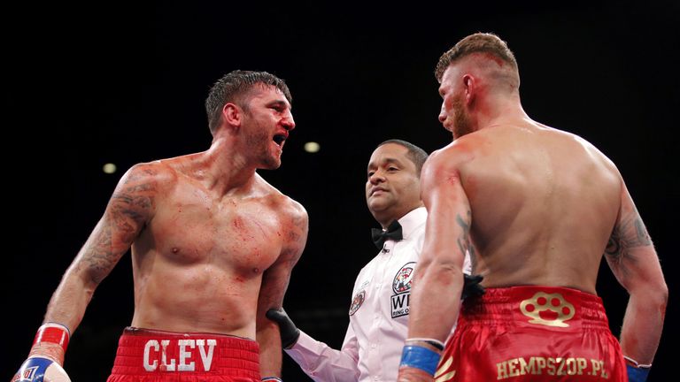 Nathan Cleverly (L) and Andre Fonfara 