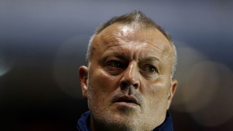 READING, ENGLAND - FEBRUARY 10:  Leeds manager Neil Redfearn looks on ahead of the Sky Bet Championship match between Reading and Leeds United at Madejski 