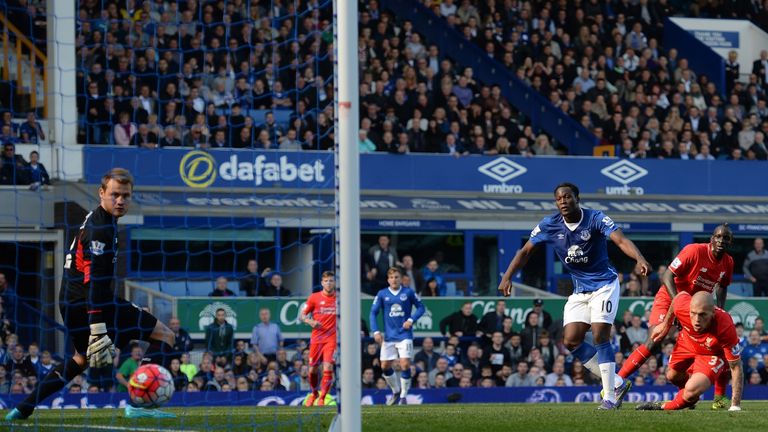 Everton's Romelu Lukaku levels the score in first-half injury time