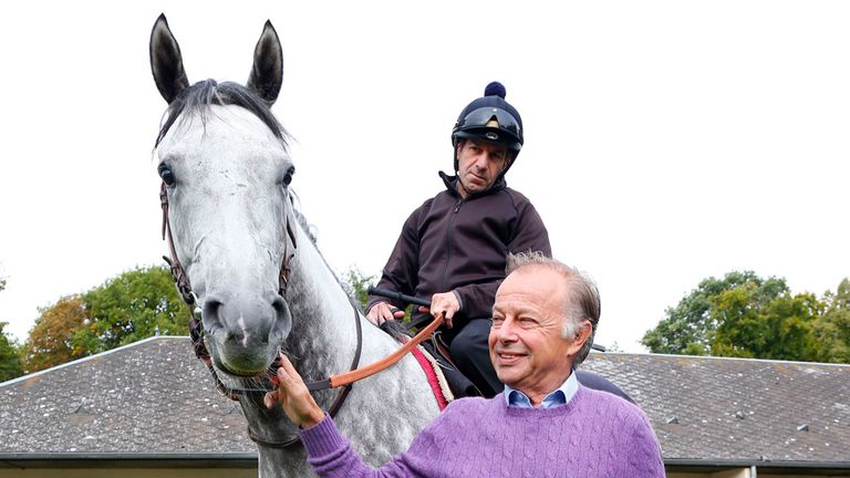 Solow with Freddie Head at his yard in Chantilly ready to go to QIPCO British Champions Day at Ascot. (Pic: Dan Abraham/ Great British Racing)