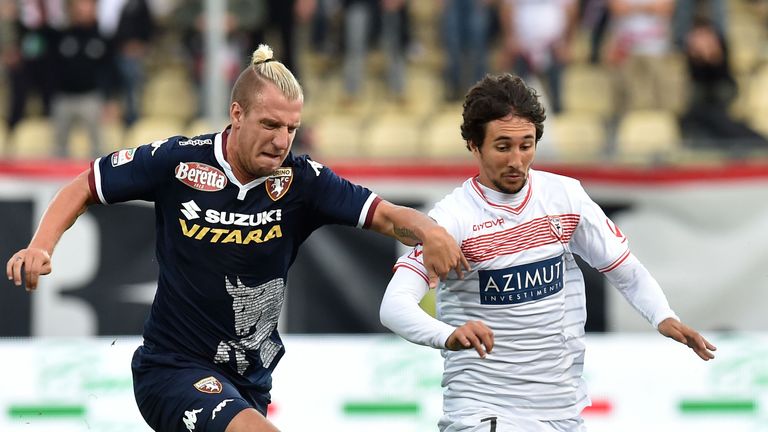 MODENA, ITALY - OCTOBER 03:  Maxi Lopez of Torino and Ryder Matos of Carpi in action during the Serie A match between Carpi FC and Torino FC 