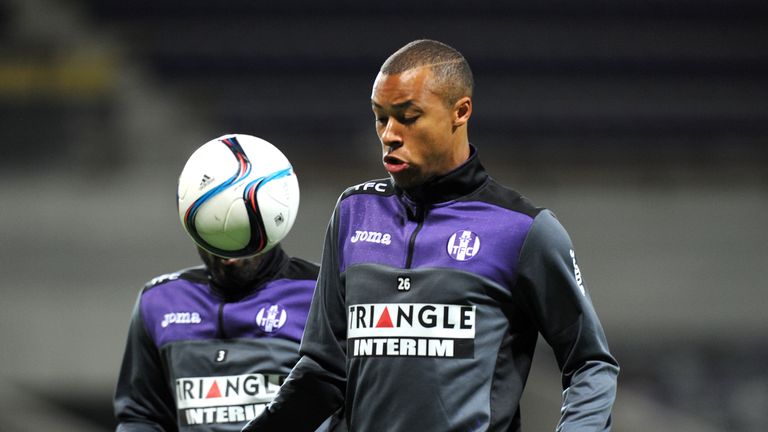 Toulouse's French  midfielder Yann Bodiger  warms up before his side's Ligue 1 match against Angers.