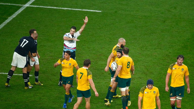 LONDON, ENGLAND - OCTOBER 18:  Referee Craig Joubert awards Australia a late match winning penalty during the 2015 Rugby World Cup Quarter Final match betw
