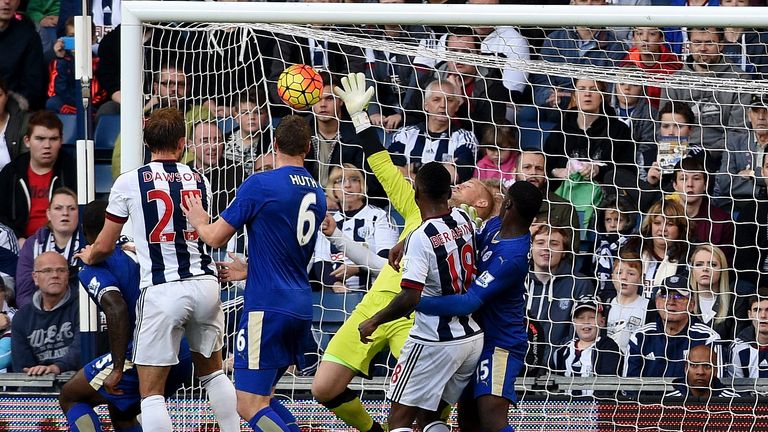 West Brom's Salomon Rondon beats Leicester goalkeeper Kasper Schmeichel of Leicester to put the Baggies 1-0 up