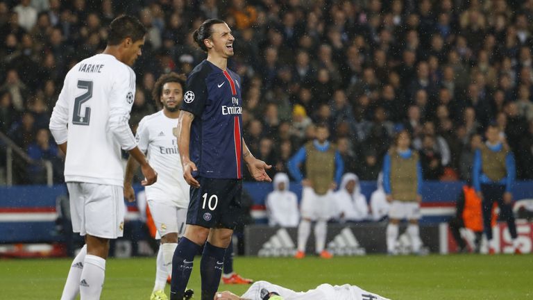 Paris Saint-Germain's Zlatan Ibrahimovic (C) reacts