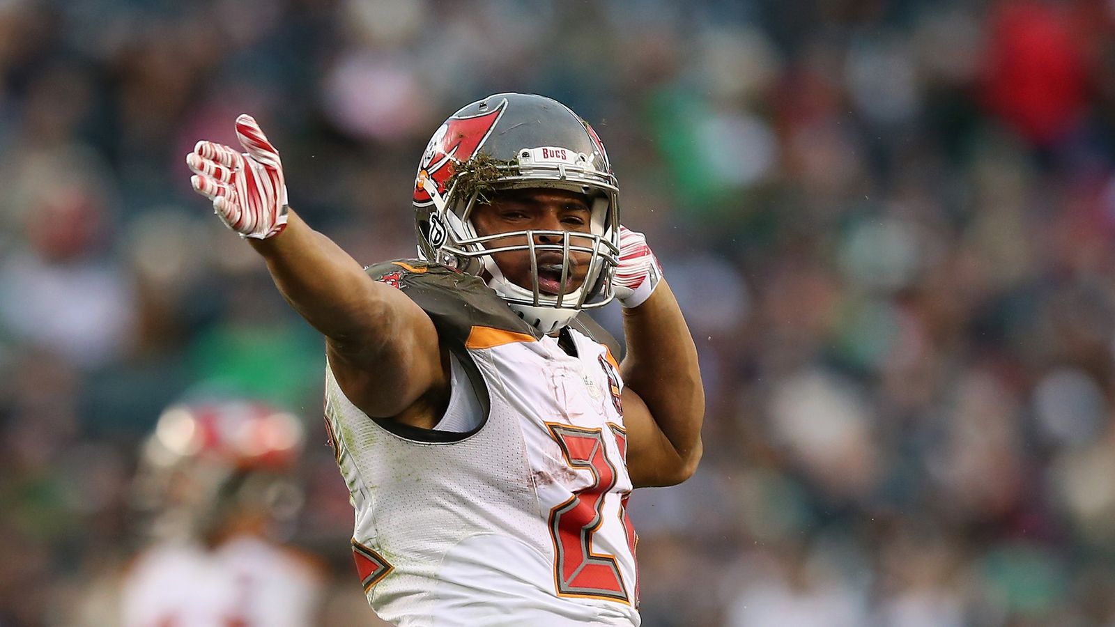 Tampa Bay's Doug Martin makes 84-yard dash v Philadelphia Eagles | NFL ...
