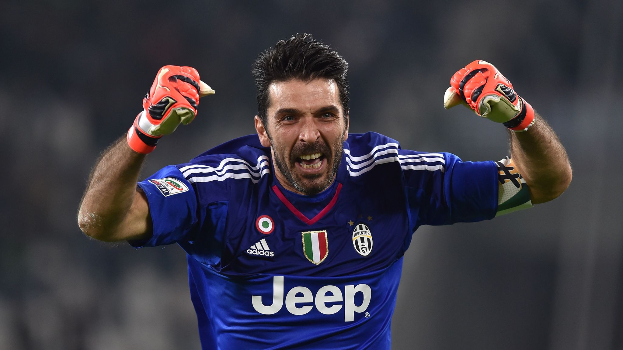 Juventus keeper Gianluigi Buffon celebrates 20 years since debut ...