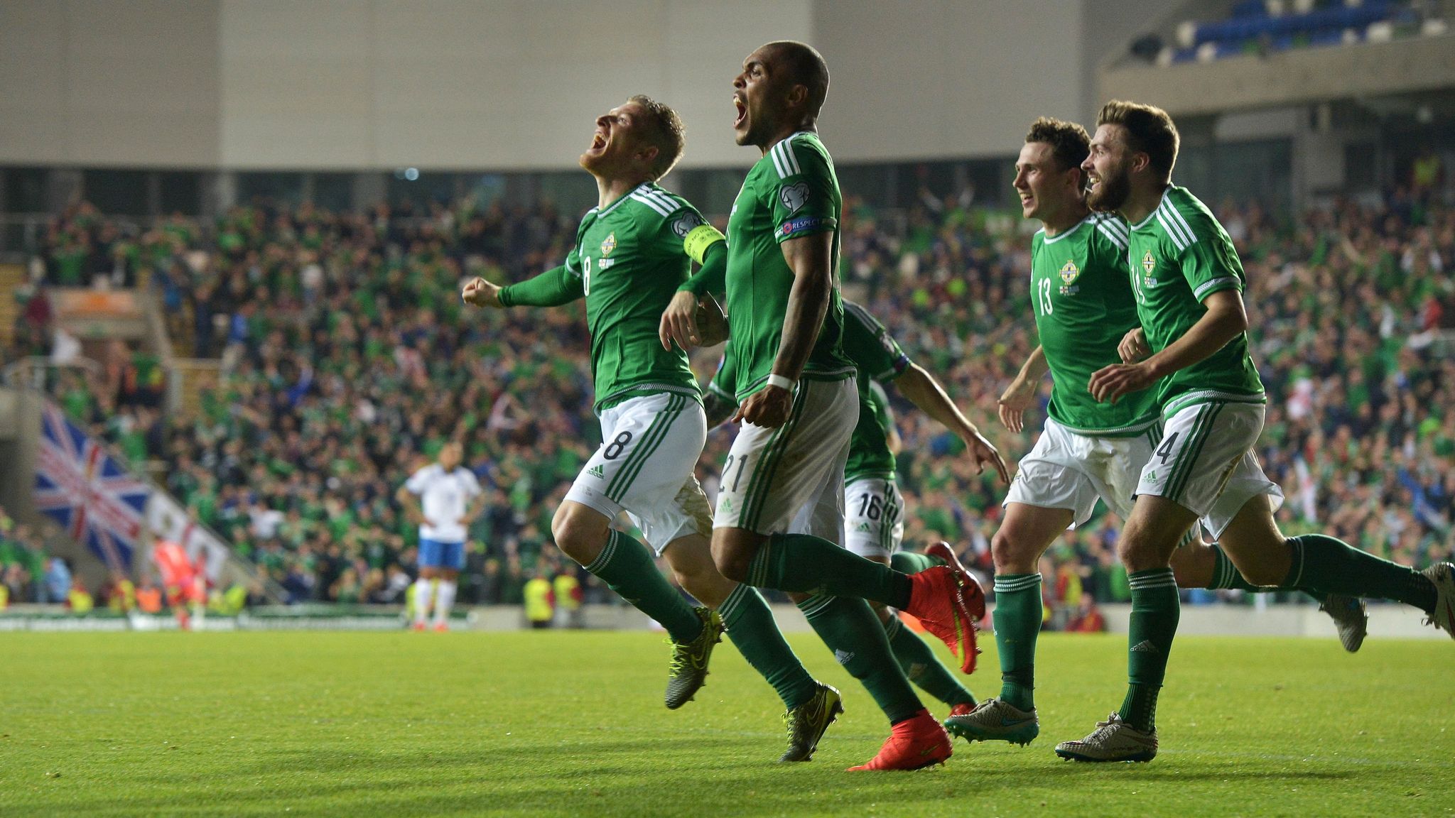 Ирландия венгрия футбол. Евро 2016 Германия Северная Ирландия. Sports Northern Ireland. Футбольный марш.