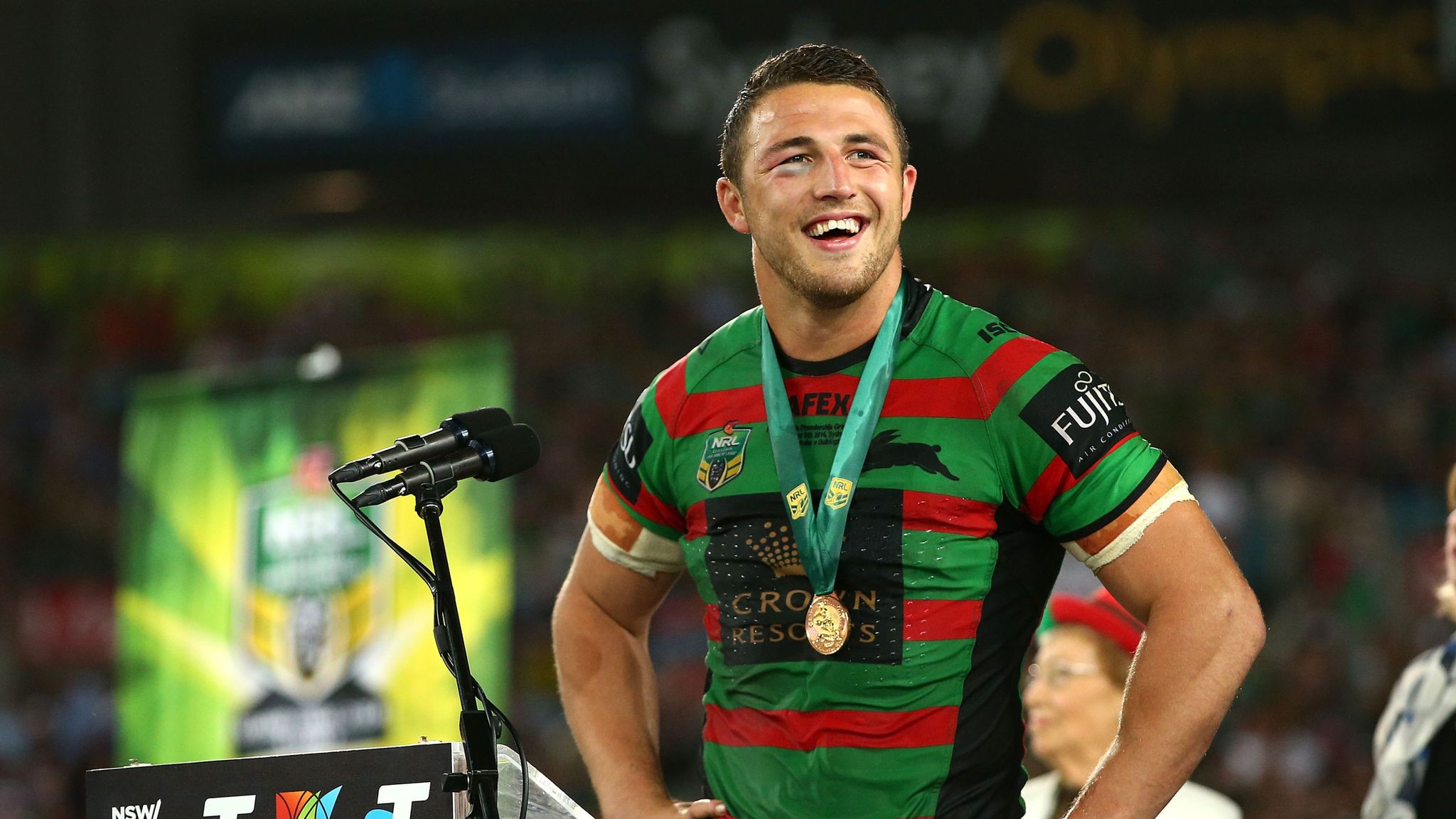 Sam Burgess Saves Choking Man S Life In Sydney Rugby League News Sky Sports