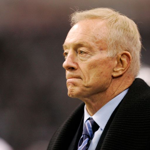 Jones: Cowboys players must stand