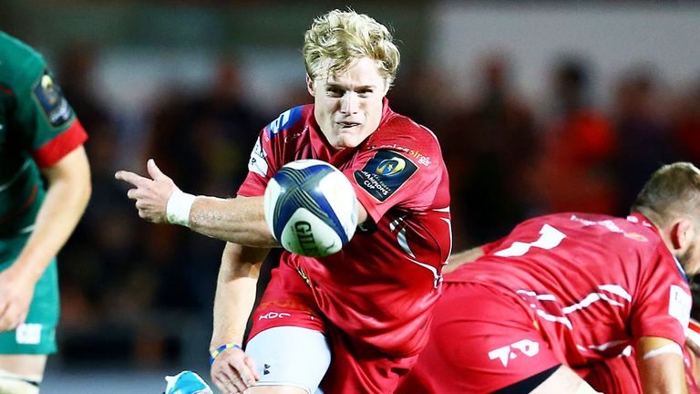 Aled Davies in action for Scarlets