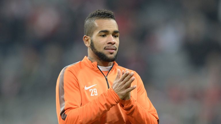 Shakhtar Donetsk's Brazilian midfielder Alex Teixeira