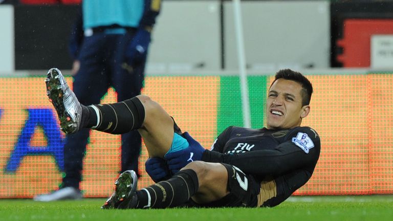 Alexis Sanchez picked up a hamstring injury against Norwich