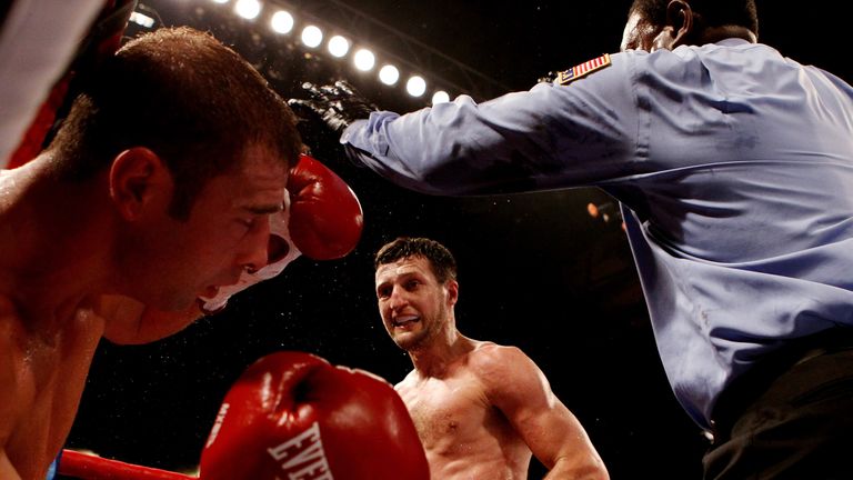 Carl Froch knocks out Lucian Bute during their IBF World super middleweight clash