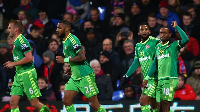 Jermain Defoe celebrates his winning goal at Crystal Palace