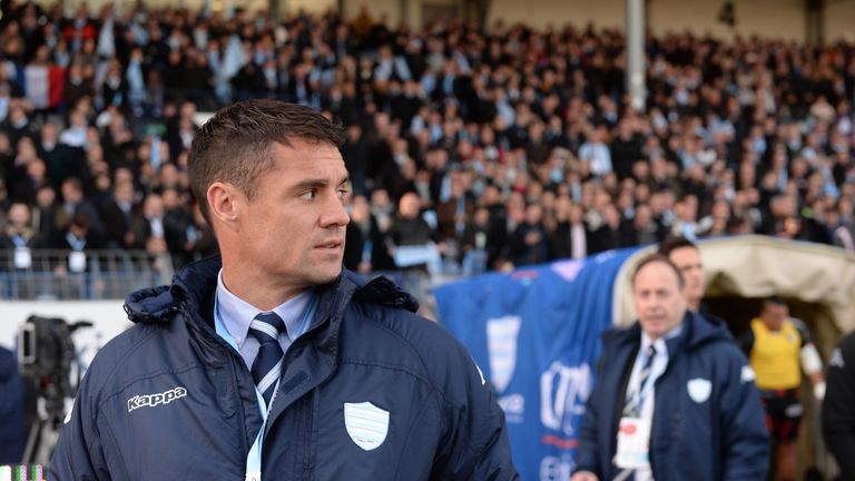 Dan Carter looks on as Racing 92 take on Toulouse
