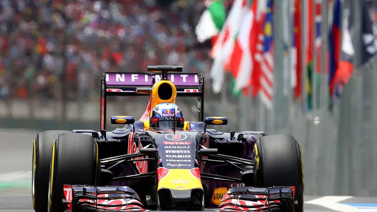 Daniel Ricciardo: Upgraded Renault engine hasn't delivered for Red Bull ...