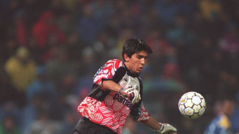 Gianluigi Buffon debut Parma 1995