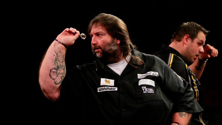 Andy Fordham v Adrian Lewis (Pic: Lawrence Lustig)
