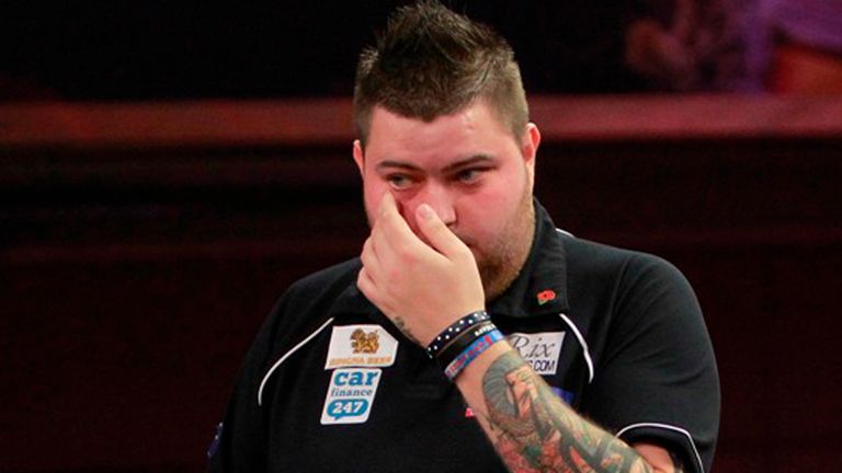 Michael Smith at the Grand Slam of Darts (Pic: Lawrence Lustig)