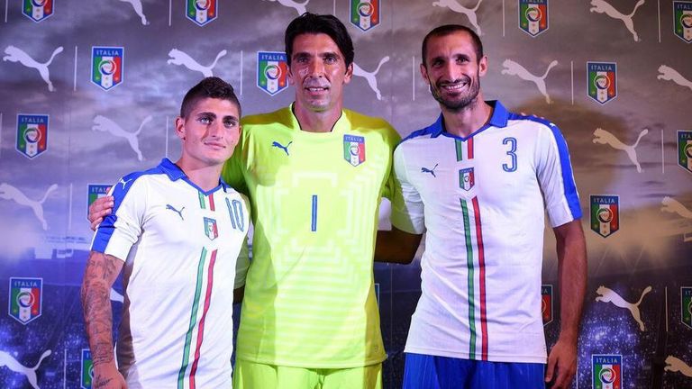 Italy away kit Euro 2016