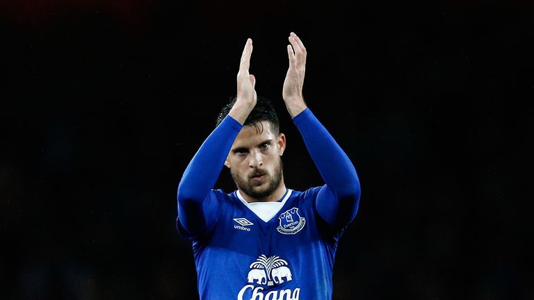 Roberto Martinez insists Kevin Mirallas is going nowhere
