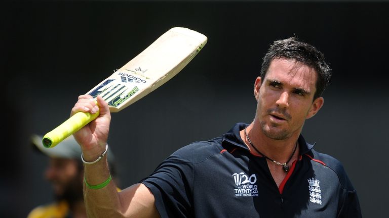 England cricketer Kevin Pietersen raises his bat as he walks back after the ICC World Twenty20 Super 8 stage match between Pakistan and England at the Kens
