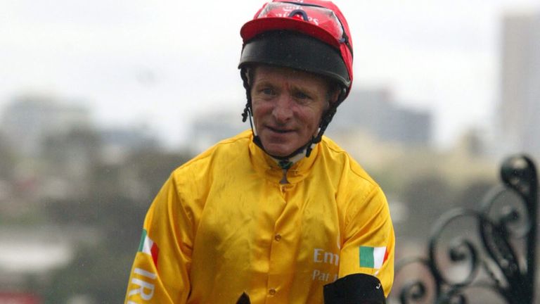 Pat Eddery returns after riding Pop Weasel to win the Emirates Airline Legends Race