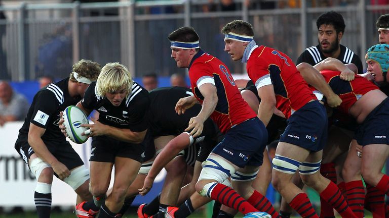 Mitchell Karpik in action for New Zealand during the World Rugby U20 Championship 2015