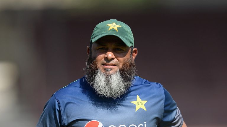 Mushtaq Ahmed unhappy with Pakistan's fitness and fielding