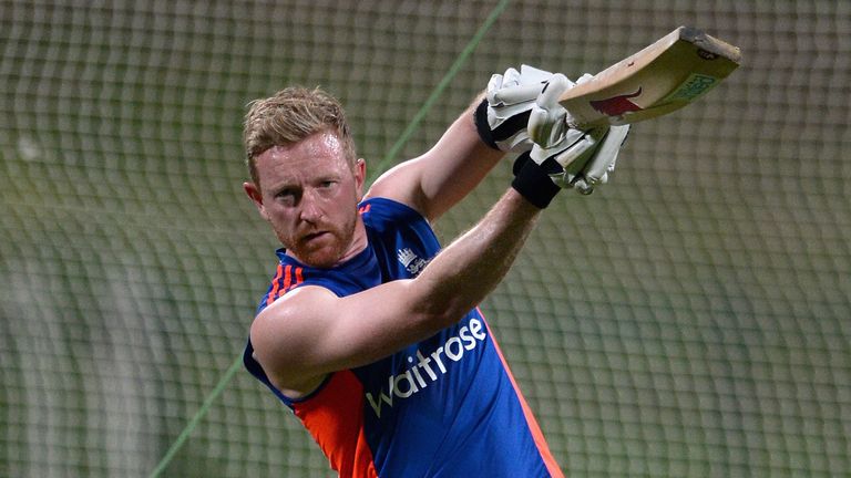 England's Paul Collingwood was bought by the Capricorn Commanders