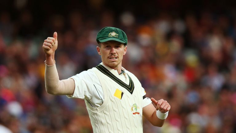 Peter Siddle: thumbs up to day-night Test cricket