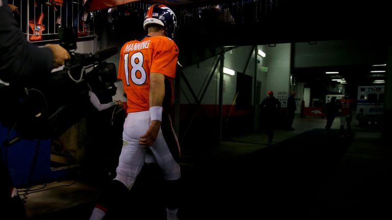 Peyton Manning of Old Shows Up, and the Broncos Stay Undefeated - The New  York Times