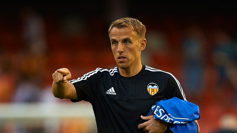 phil-neville-valencia_3383469.jpg