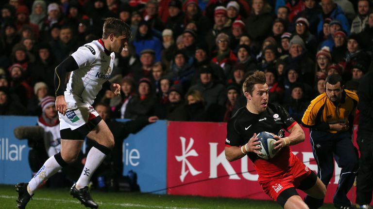 Chris Wyles scores Saracens' first try