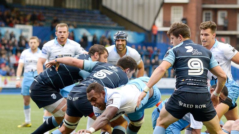 Leone Nakarawa scores Glasgow Warriors' first try against Cardiff Blues