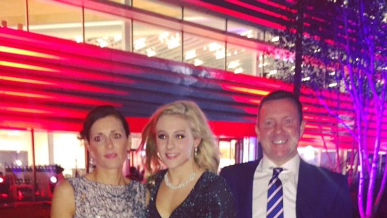 Siobhan-Marie O'Connor enjoys the SWOTY awards with mum and dad (copyright @SiobhanMOConnor)