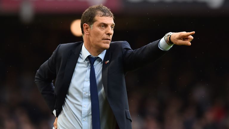 West Ham United manager Slaven Bilic gestures on the touchline during the English Premier League football match against Everton