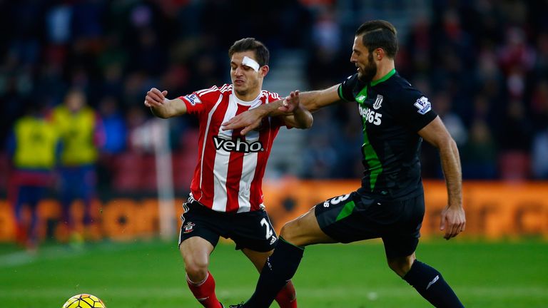 Cedric Soares of Southampton and Erik Pieters of Stoke City compete for the ball 
