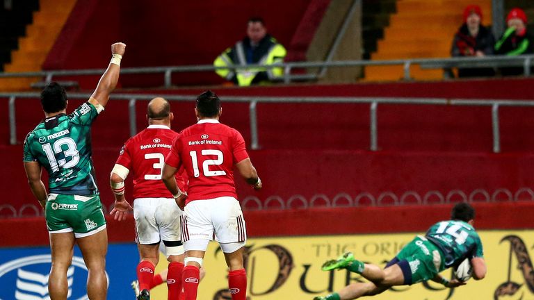 Connacht's Bundee Aki celebrates as Tiernan O'Halloran scores his sides opening try.