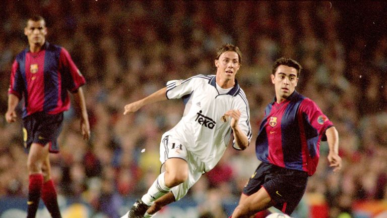 21 Oct 2000:  Guti of Real Madrid takes on Xavi of Barcelona during the Spanish Primera Liga match played at the Nou Camp in Barcelona, Spain. Barcelona wo