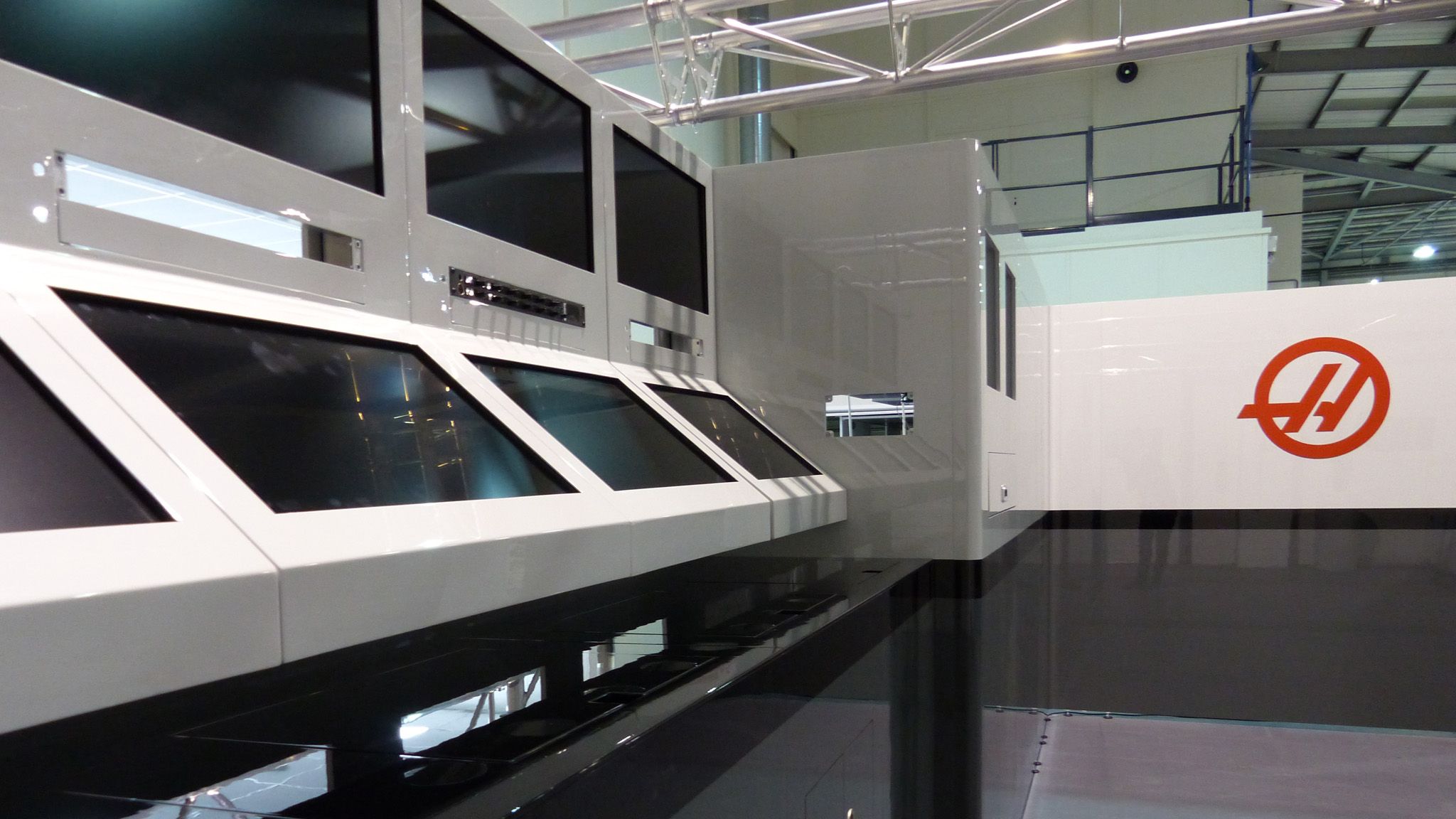 Haas on schedule for F1 debut at 2016 pre-season testing | F1 News ...